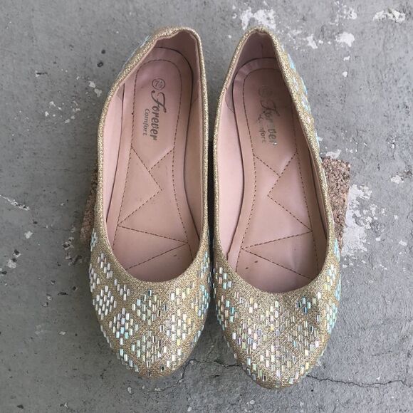 Forever Comfort  - Picture 3 of 7